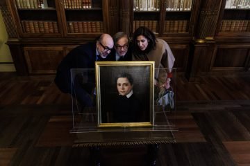 El Ministerio de Cultura devuelve un retrato de Giner de los Ríos en su primera restitución de arte incautado