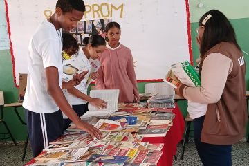 Éxito en la 4ta Feria Distrital del Libro en Ocoa