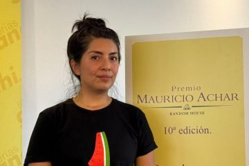 Gana Berenice Andrade Medina Premio Mauricio Achar 2024