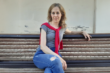 Esther Blanco Rodríguez lanza su primer libro y emociona con su mirada íntima sobre la vida