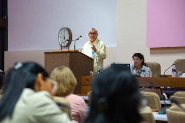 Análisis en el Parlamento: La enseñanza y la defensa de la historia como pilares esenciales de la Revolución