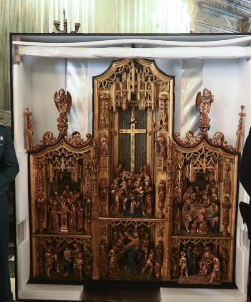 Las peripecias de un retablo del siglo XVI destapan una fuga masiva de arte desde España