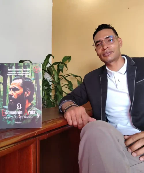 Julián Chalarca Tamayo presenta un debut trepidante desde Medellín con un escuadrón al límite en la selva