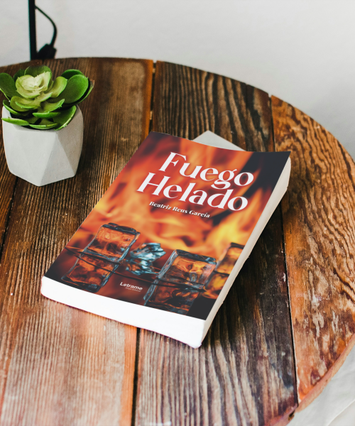 Beatriz Reus García convierte la herida y el deseo en un poemario íntimo y universal