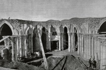 Cuando la Sagrada Familia estaba rodeada de pobres y no de turistas