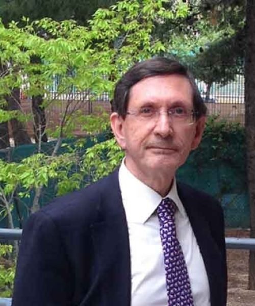 Aurelio Mendiguchía explora la creación y la conciencia artística desde la introspección contemporánea