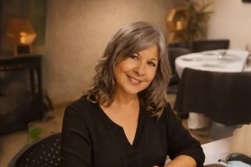 ALCIRA ACOSTA REFLEXIONA SOBRE LA RESILIENCIA Y LA SUPERACIÓN EN LA NOVELA CONTEMPORÁNEA ‘LA DANZA DE LA LEONA’