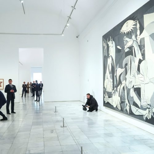 El lehendakari eleva la presión para que el ‘Guernica’ se traslade al País Vasco: sería “un grave error político cerrar la puerta”