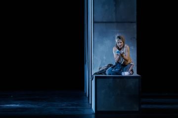 LOVE y protestas: ‘Manon Lescaut’ regresa al Liceu entre la euforia y la discordia