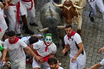 El Joker de San Fermín: un villano verde en la fiesta del blanco y rojo