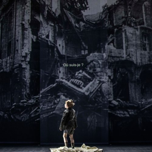 Mozart intenta (infructuosamente) inyectar optimismo en el Festival d’Aix-en-Provence