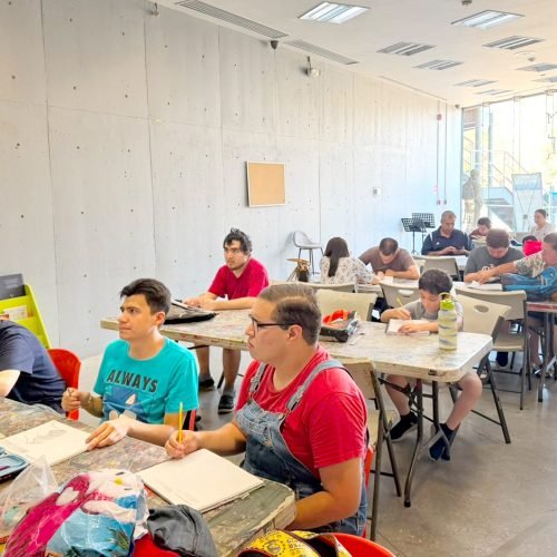 Impartirán Taller de Artes Visuales para personas con el espectro autista