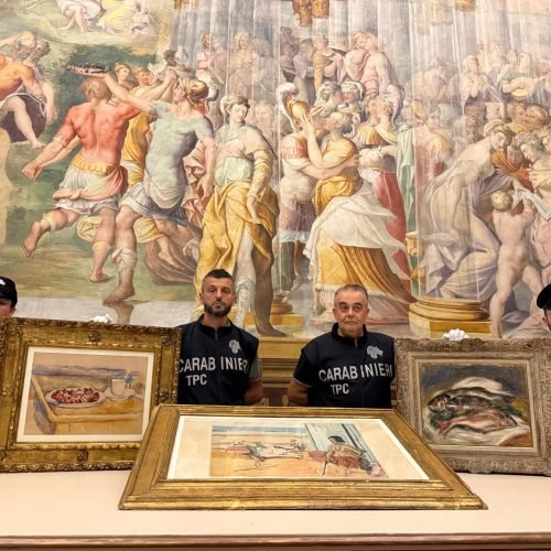 La secuencia del robo de un Renoir, un Matisse y un Cèzanne de una colección privada que ahora ha recuperado la policía italiana