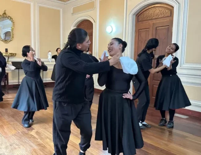 Música, canto y danza, la Sinfónica Nacional y EBID rinden homenaje a la cueca