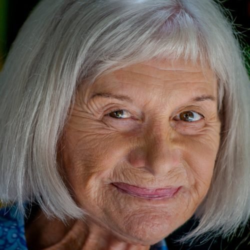Alicia Giménez Bartlett: “Ahora a las viejas nos pelotean porque tenemos la pasta”
