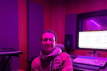 Santi Fiuri estrenó «Volver a Cero» en la previa de su show en el Quality